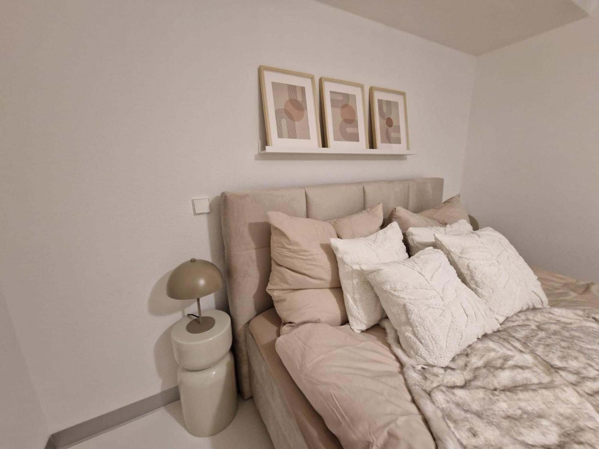 Stuttgart Lux Living - Stilvolles Wohnen Im Zentrum 객실 사진